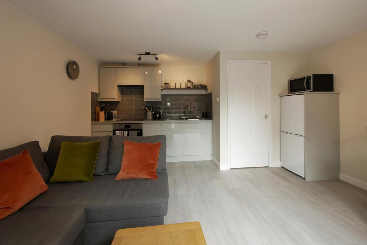 Crewe Short Lets 8 Victoria Court, Crewe Apartment Luaran gambar
